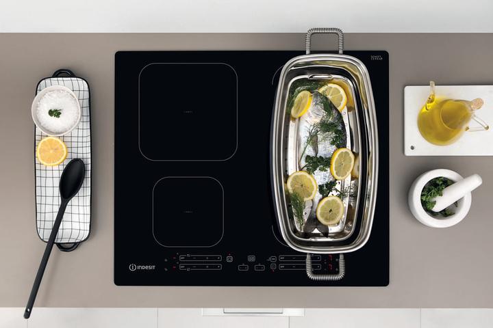 Produktbild Indesit IB 65B60 NE Schwarz Integriert 59 cm Zonen-Induktionskochfeld 4 Zone(n)