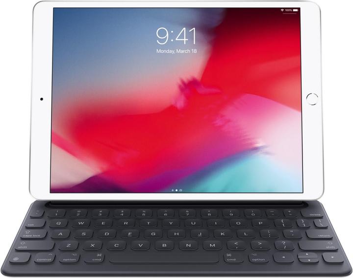 Produktbild Apple Smart Keyboard (DE, iPad 2021 (9. Gen), iPad Pro 10.5 2017 (1. Gen), iPad Air 2019 (3. Gen), iPad 2019 (7. Gen), iPad 2020 (8. Gen))
