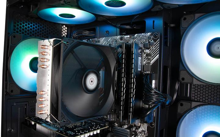 Produktbild Captiva Advanced Gaming R85-180 Ryzen 5 RTX 4060 (AMD Ryzen 5 5500, 32 GB, 1000 GB, GeForce RTX 4060)