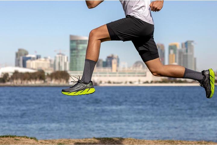 Actual product image Injinji Run Lightweight Crew Socks (S)