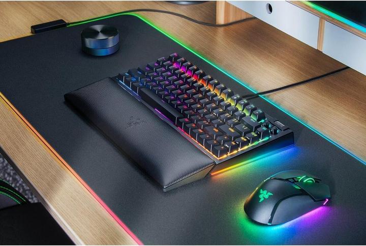Produktbild Razer BlackWidow V4 (Eng. Int., Kabelgebunden)