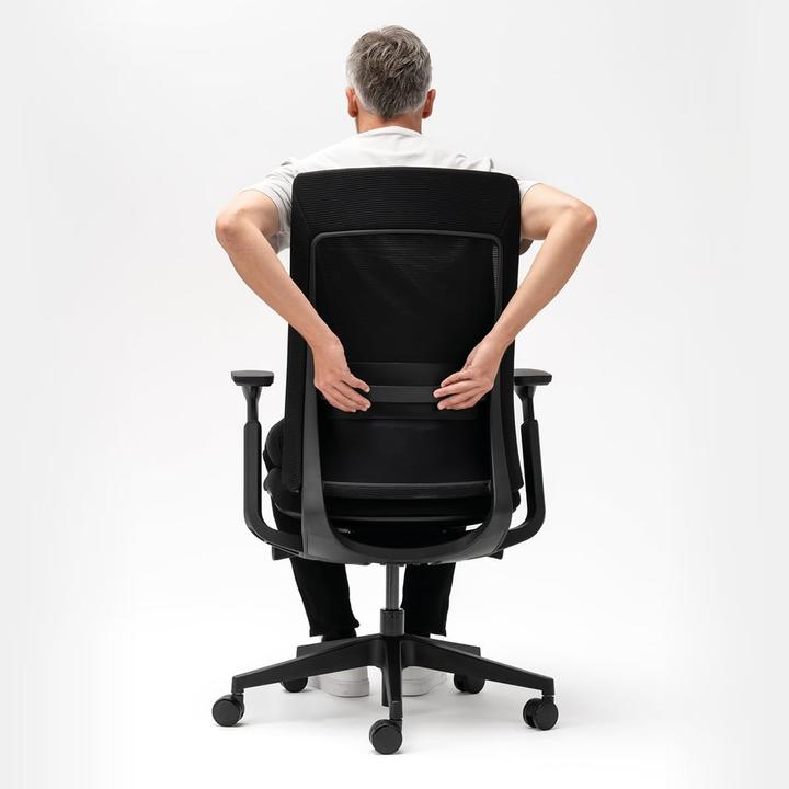 Actual product image Yaasa Chair Essential
