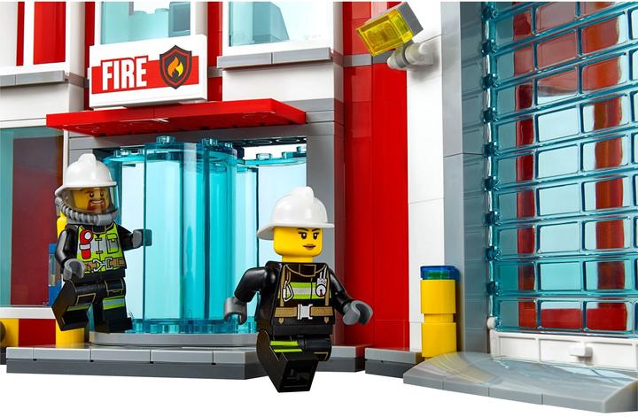 Immagine prodotto LEGO City – grande caserma dei pompieri (60110, LEGO City)