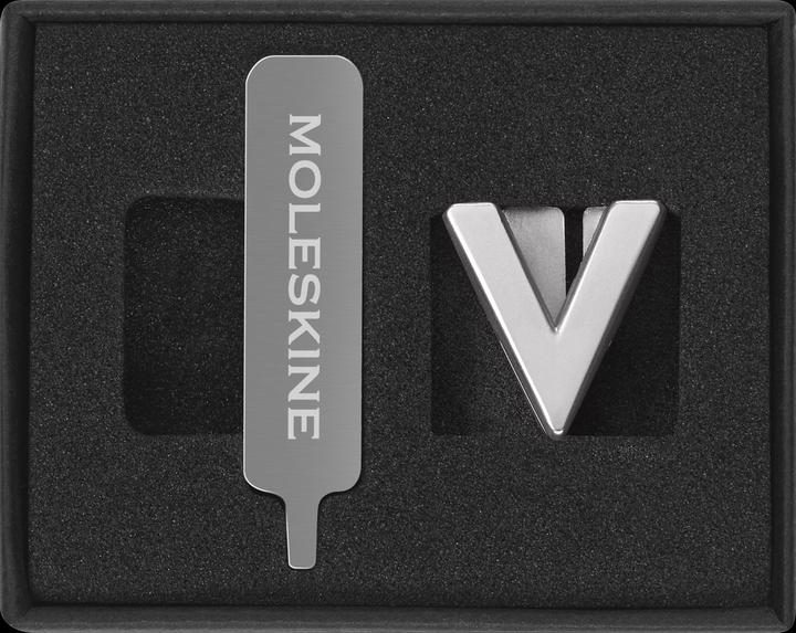 Produktbild Moleskine Pin Buchstabe V Silber (Kein Einband)