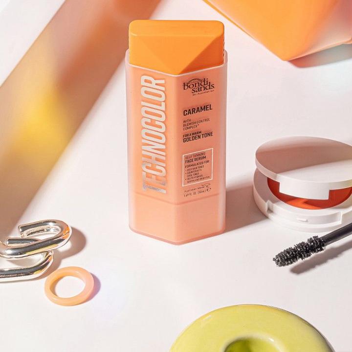 Image du produit Bondi Sands Technocolor Caramel Self-Tanning Face Serum Easy Application Streak Free Fake Tan Enrich (Sérum autobronzant, 50 ml)