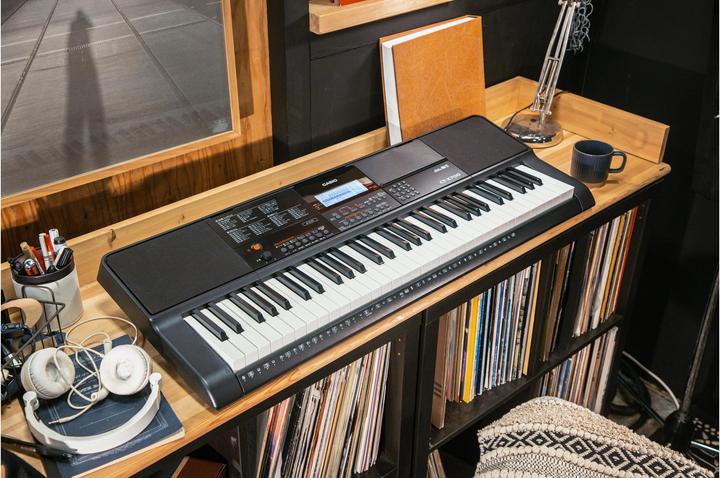 Actual product image Casio Keyboard CT-X700 Black incl. (61 Keys)
