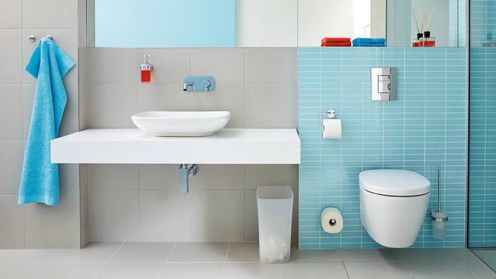 Actual product image tesa SMOOZ towel hook incl. adhesive solution without drilling