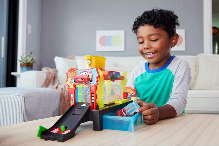 Image du produit Disney Pixar Cars Color Changers Lightning McQueen Autowaschanlage