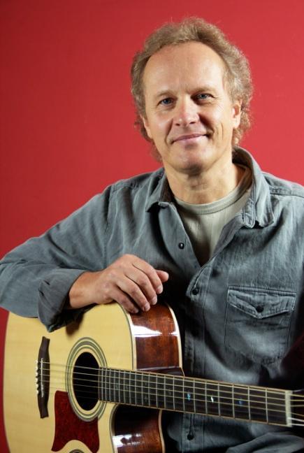 Actual product image Guitar-TV: Die schönsten Weihnachtslieder (mit DVD) (German, Reinhold Pomaska, Martina Krause, 2013)