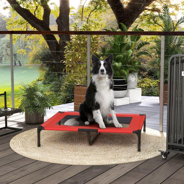 Produktbild Swisshandel24 Hundebett, Hundeliege, robust, erhöht & wetterfest, bis 50 kg, 92x76x18cm, Rot (Hund)