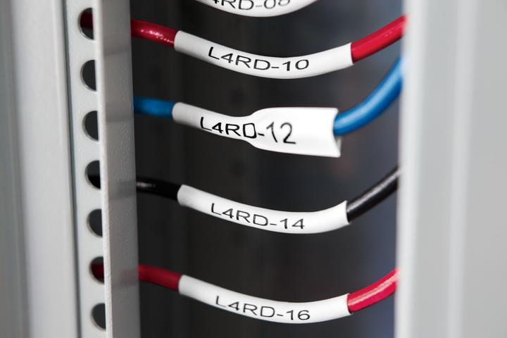 Actual product image Dymo Rhino4200 Qwerty 19mm PB1 P/IT/ES/TR/NL