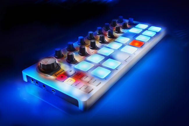 Produktbild Arturia BeatStep (Controller)