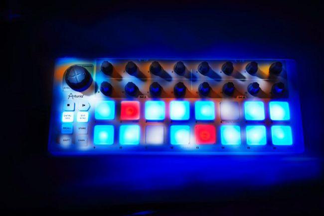 Produktbild Arturia BeatStep (Controller)