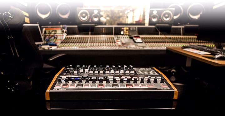 Produktbild Arturia MiniBrute 2S
