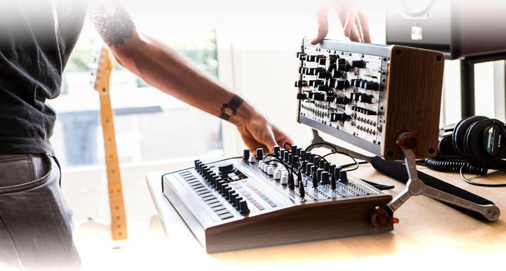 Produktbild Arturia MiniBrute 2S
