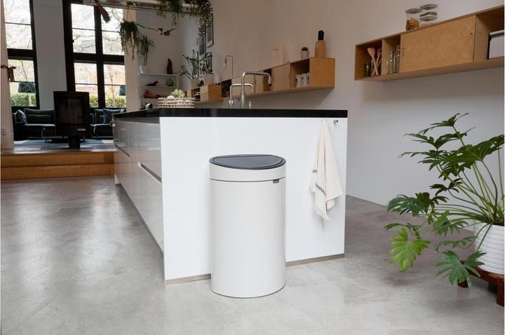 Actual product image Brabantia Waste bin Touch (40 l)