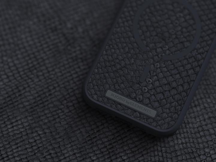 Actual product image Njord Hard Cover Vindur Case for iPhone 13 Pro (Apple iPhone 13 Pro)