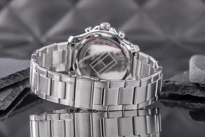 Actual product image Tommy Hilfiger Jordan (Analogue wristwatch, 43 mm)