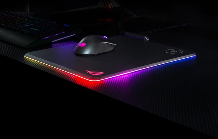 Produktbild ASUS ROG Balteus Qi (M)