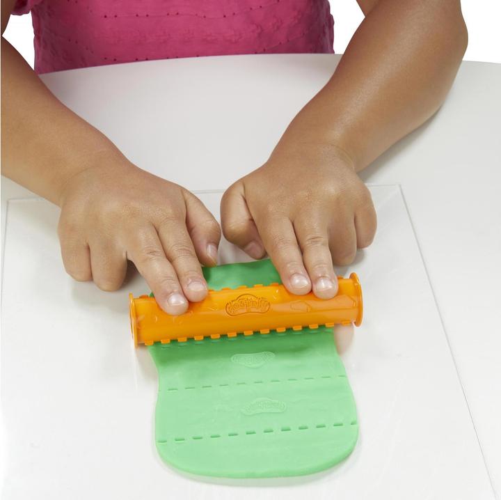 Actual product image Play-Doh PD Zoom Zoom Suction and Cleanup Set