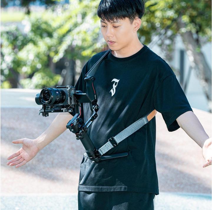 Actual product image SmallRig Gewichtsreduzierender Schultergurt (Gimbal mount)
