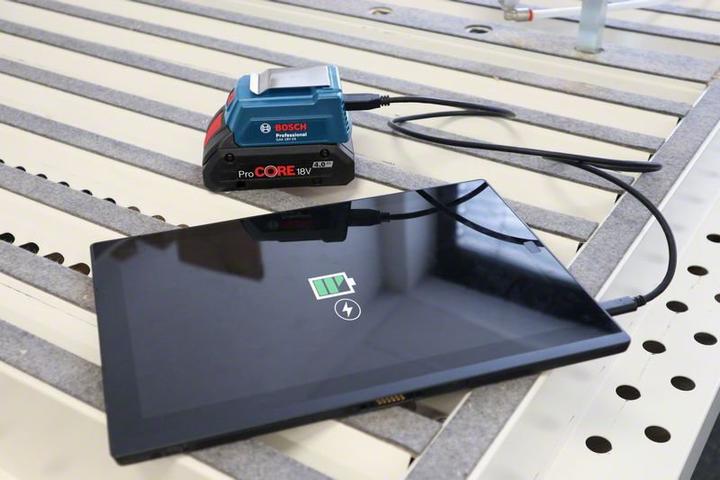 Produktbild Bosch Professional USB Adapter GAA 18V-24 (18 V)
