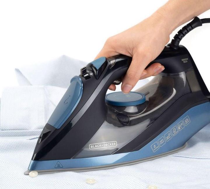 Actual product image Black & Decker Iron Black+Decker BXIR2801E (2800 W, 180 g/min)