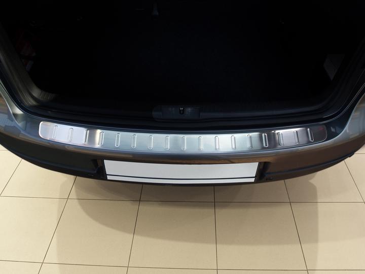 Produktbild Avisa Edelstahl Ladekantenschutz für VW Golf 5 Limousine ab 2003 bis 2008 (Heck)