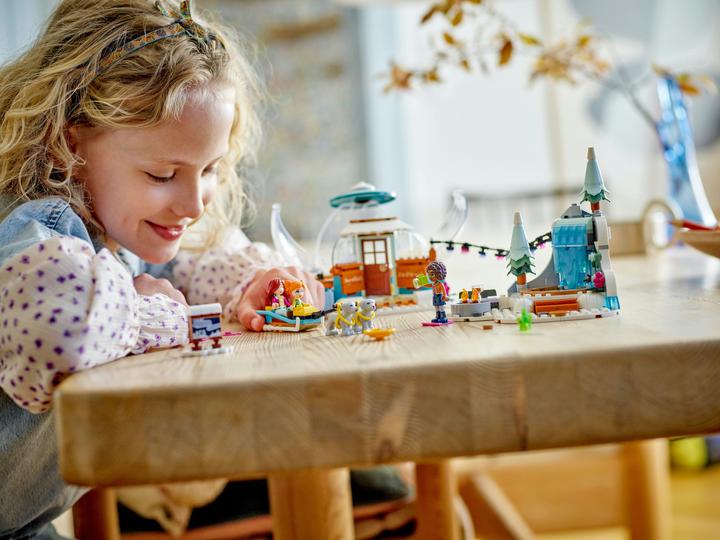 Produktbild LEGO Ferien im Iglu (41760, LEGO Friends)