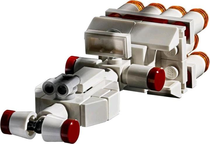 Actual product image LEGO Imperial Star Destroyer (75252, LEGO Rare Sets, LEGO Star Wars)