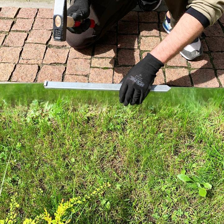 Actual product image Green Split Lawn edging strip metal aluminium/zinc 15 cm (1000 cm)