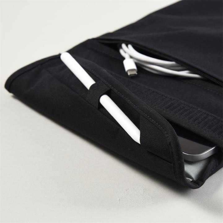 Actual product image Eoto Tablet- und Laptop-Tasche ROAM:OFFICE M, bis 12", nachhaltig (12")