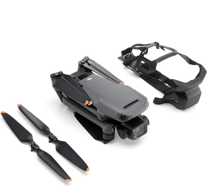Image du produit DJI Mavic 3 Classic (drone seul) (46 min, 895 g, 20 Mpx)