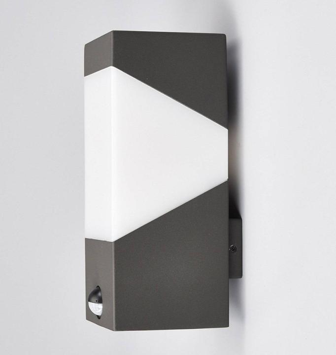 Actual product image Lucande Outdoor wall lamp Kiran with motion detector (790 lm, E27, IP44)