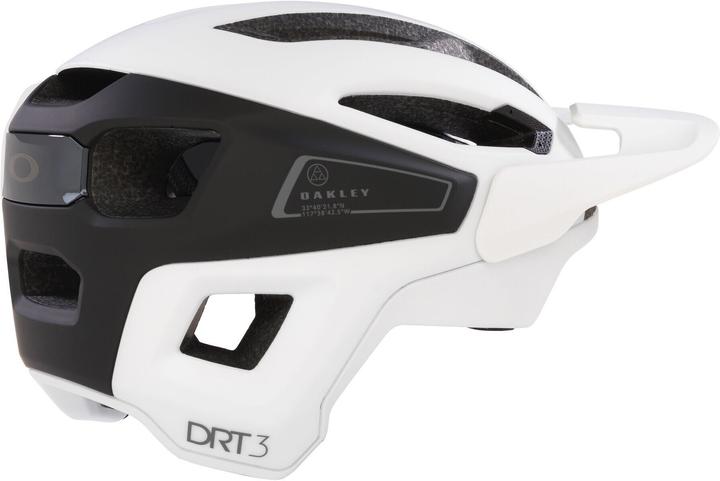 Actual product image Oakley DRT3 (58 - 62 cm)