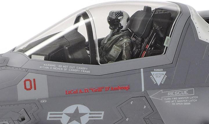 Actual product image Tamiya F-35B Lightning II