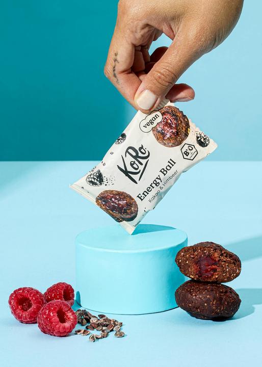 Actual product image KoRo Organic date-based snack ball with sweet raspberry-flavoured filling (Raspberry, 30 g)