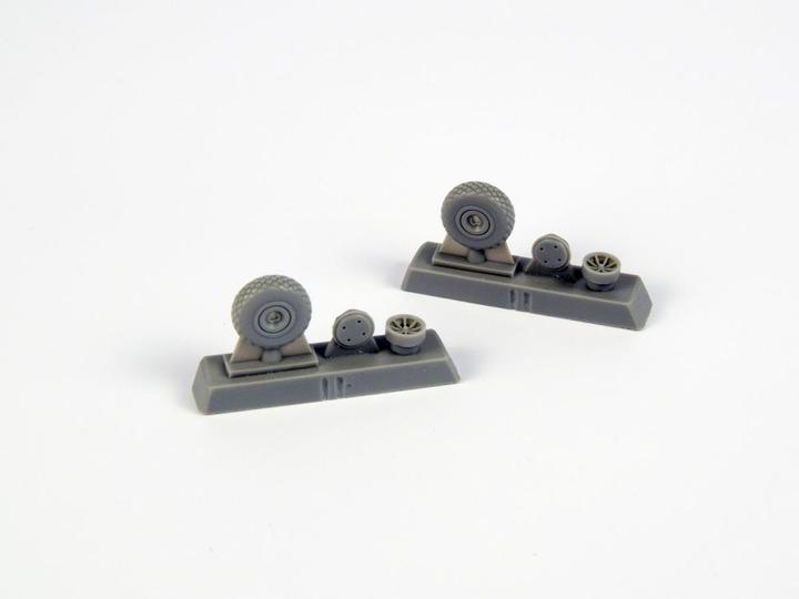 CMK P-40 Wheels-Diamond Tread f.Special Hobb