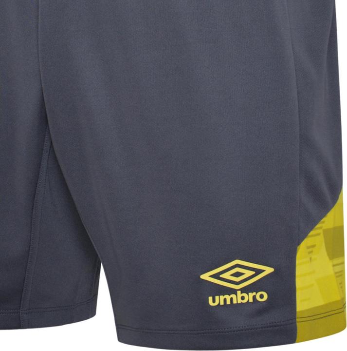 Actual product image Umbro Four shorts (S)