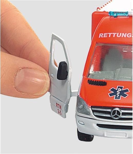 Produktbild Siku Rettungswagen 144