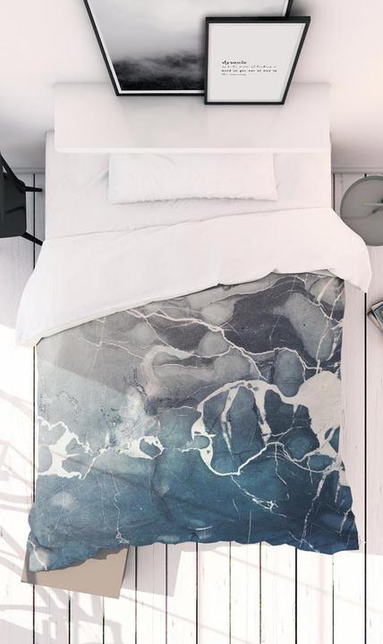 Produktbild Juniqe Blue Sea Marble - Abstrakt & Geometrisch (Bettwäsche Set, 160 x 210 cm, 50 x 70 cm)