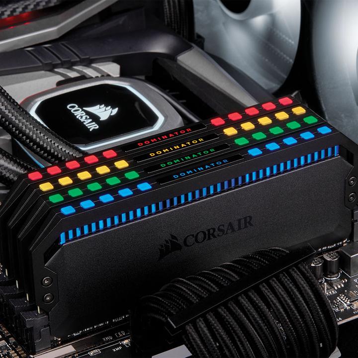 Image du produit Corsair Dominator Platinum RGB (4 x 8GB, 3600 MHz, RAM DDR4, DIMM)