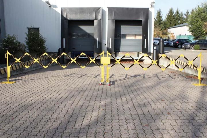 Actual product image kaiserkraft Scissor grid