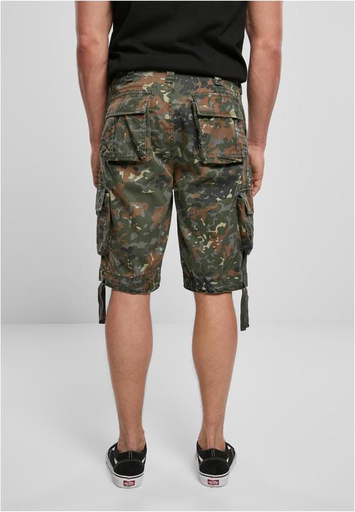 Produktbild Brandit Urban Legend Cargo Shorts (6XL)