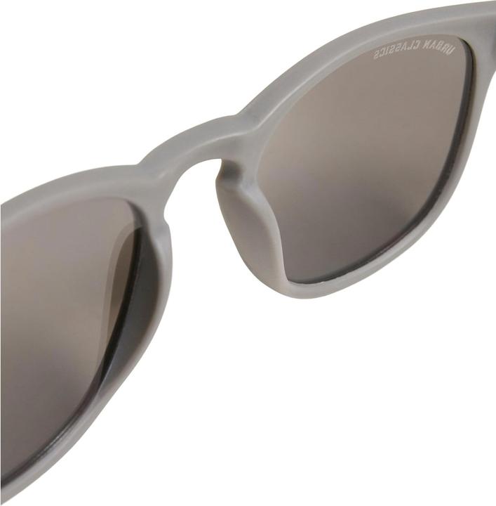 Actual product image Urban Classics Sunglasses Arthur with Chain - 6232