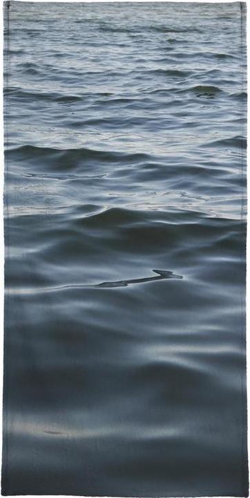 Actual product image Juniqe Feet In The Water - Oceans, Lakes & Seascapes (40 x 80 cm)