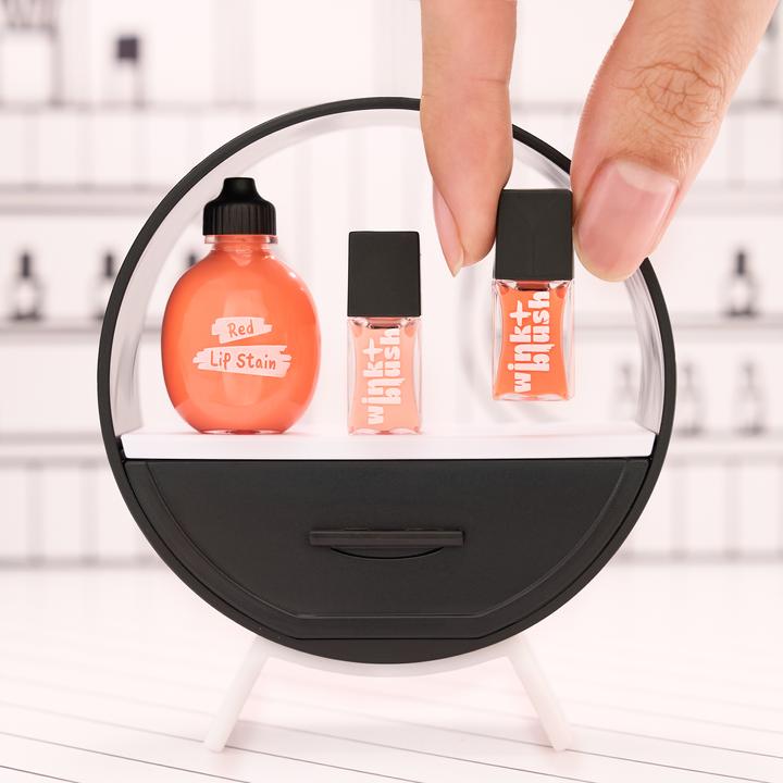 Actual product image MGA Make It Mini Makeup Series 1