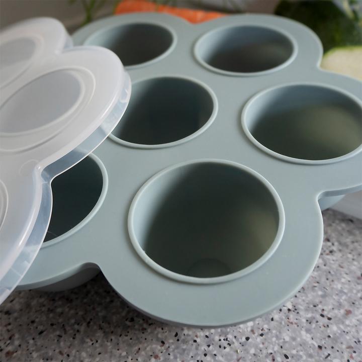 Image du produit Le Toft - Baby Food Freezer Cubes - Smokey Green - 75 ml per compartment