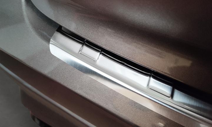 Produktbild Avisa Edelstahl Ladekantenschutz für Mitsubishi Eclipse Cross PHEV ab 2021 bis heute (Heck)