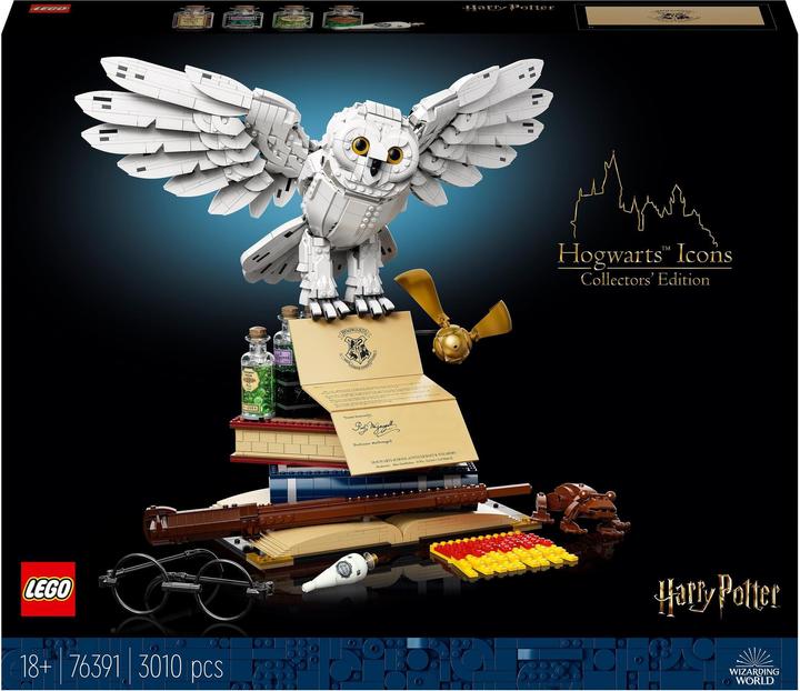 Actual product image LEGO Hogwarts Icons - Collector's Edition (76391, LEGO Harry Potter, LEGO Rare Sets)